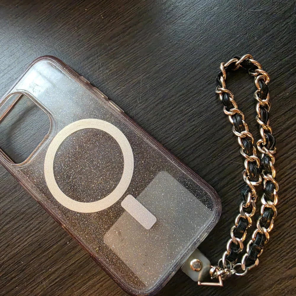$130 + Tax Retail ~OtterBoxCase & Chain Strap Casemate 16 Pro